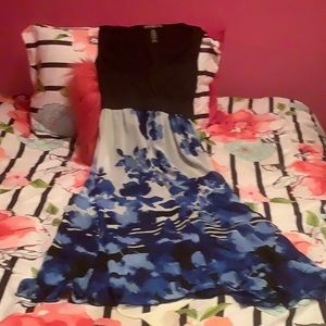 Sleeveless Maxi Dress